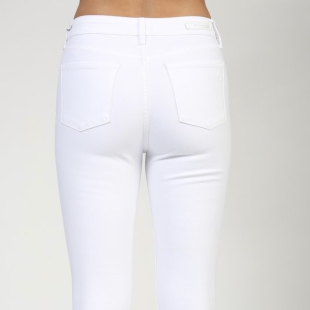 ๐ผ๐ธ PERFECT WHITE JEANS!!!!! - Picture 3 of 3